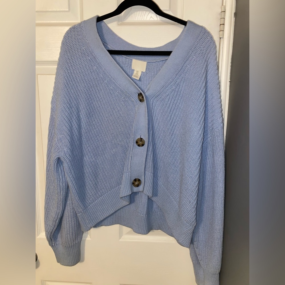 ✨2/$25✨ H&M Sky Blue Knit Cardigan
